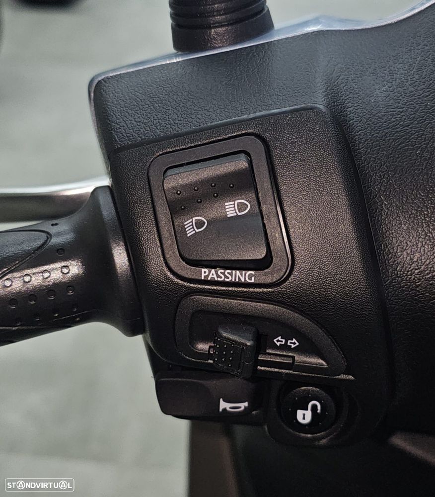 Piaggio Medley 125 E5 - GARANTIA DE FABRICA - 9