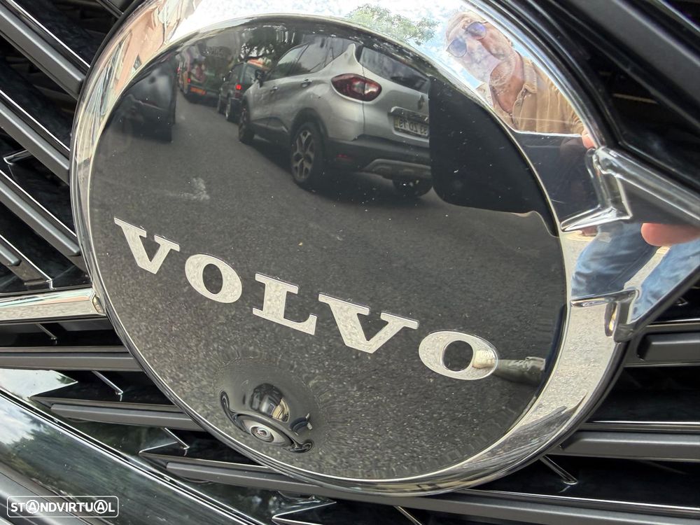 Volvo XC 60 2.0 T6 PHEV Plus Bright AWD - 19