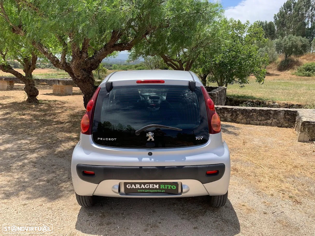 Peugeot 107 1.0 Active 2-Tronic - 4