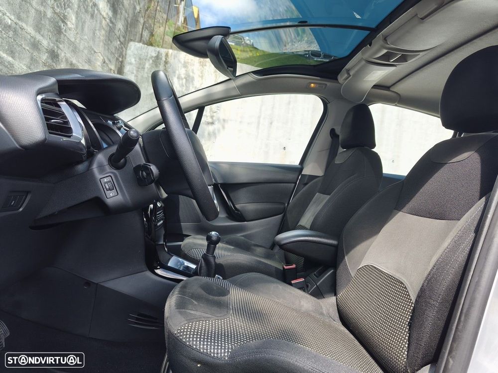 Citroën C3 1.2 VTi Exclusive - 22
