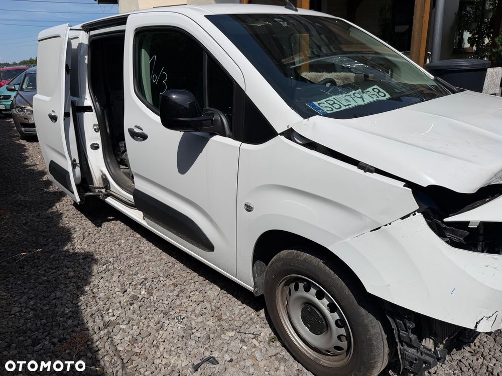 Toyota ProAce Kombi D-4D Medium 2,6t - 4