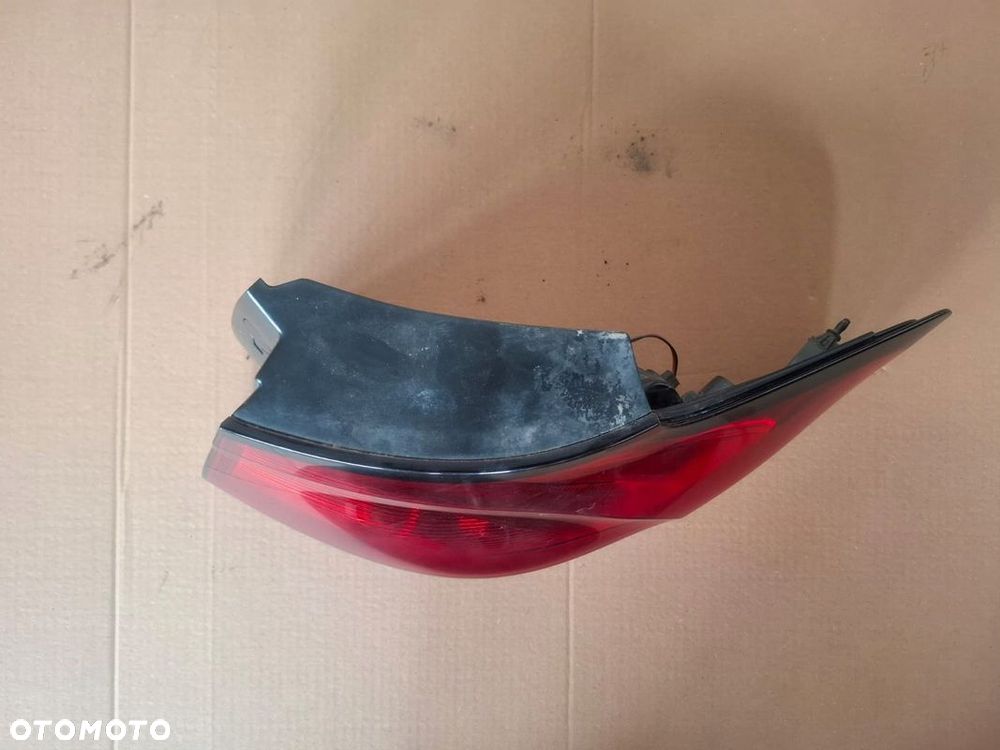 LAMPA TYLNA PRAWA PRAWY TYŁ LED LEDOWA OPEL ZAFIRA III C 39033315 - 4