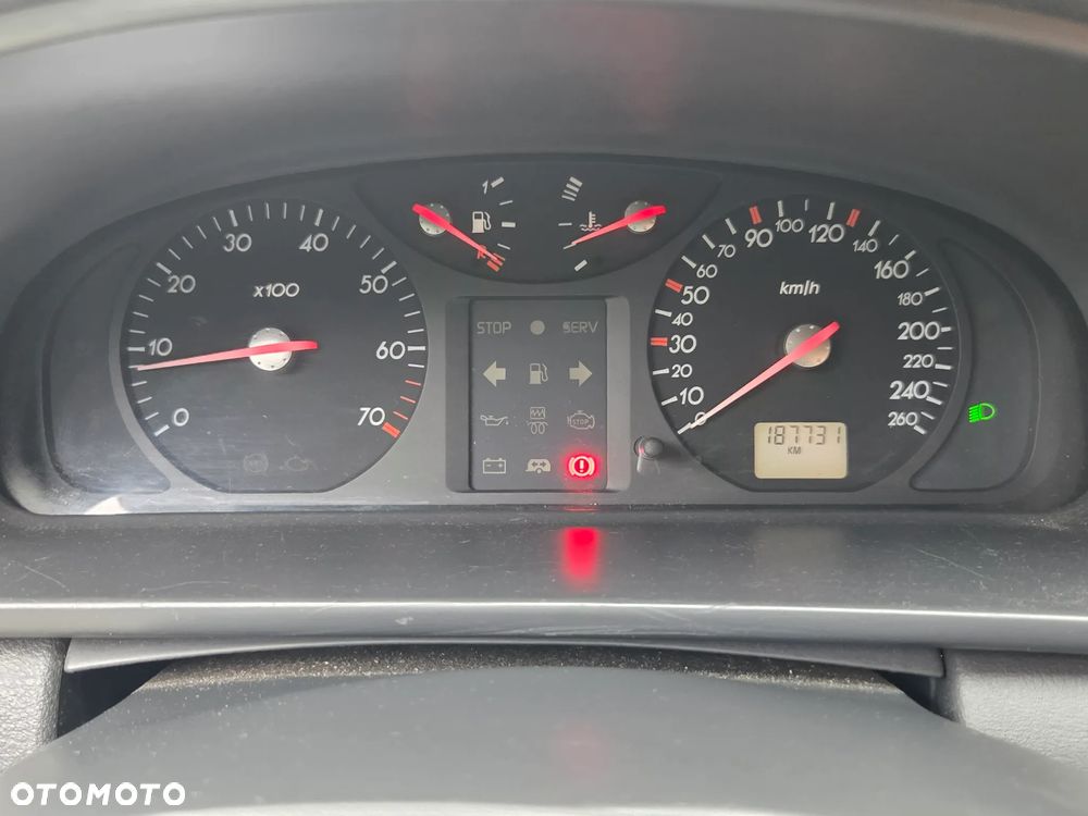 Renault Laguna 1.6 Expression - 26