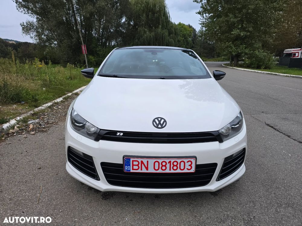 Volkswagen Scirocco R 2.0 TSI DSG - 8