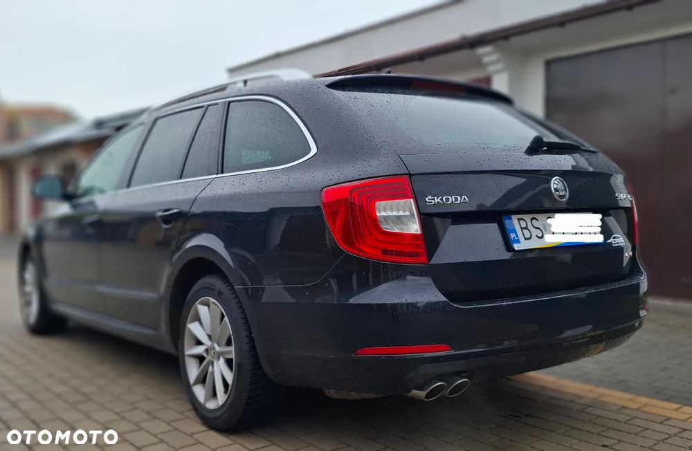 Skoda Superb 2.0 TDI 4x4 Ambition DSG - 8
