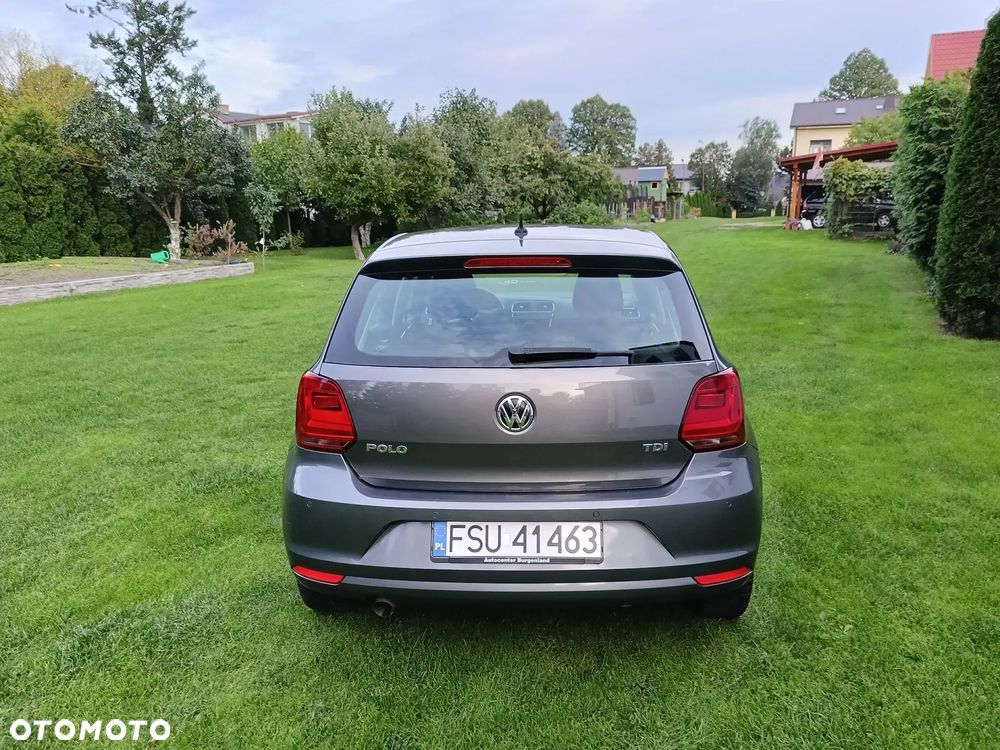 Volkswagen Polo 1.4 TDI (Blue Motion Technology) Highline - 16