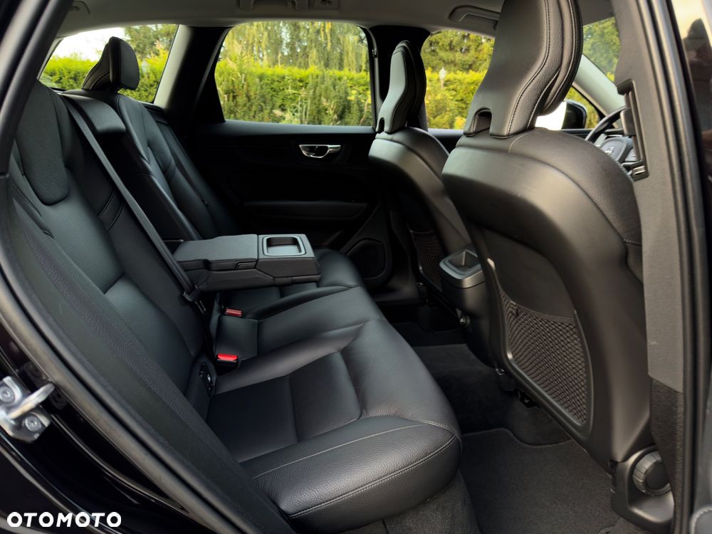 Volvo XC 60 D3 Momentum Pro - 13
