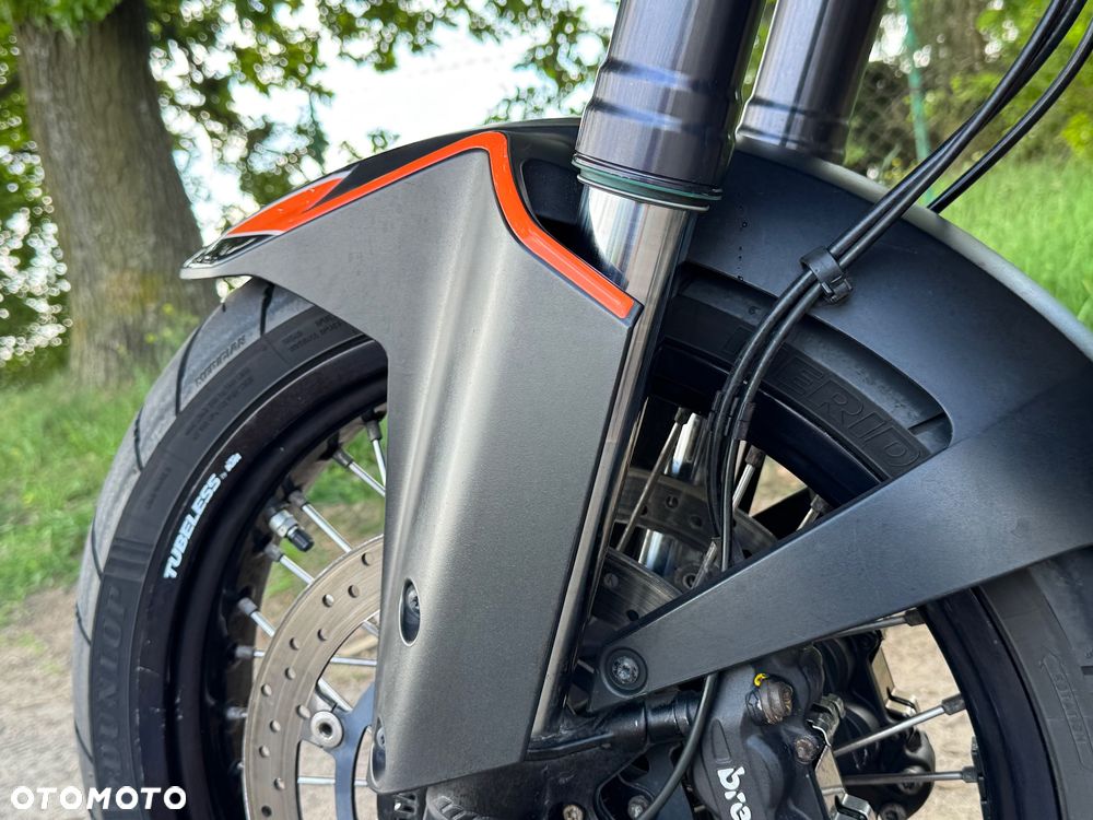 KTM Adventure - 16