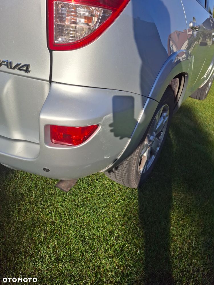 Toyota RAV4 2.2 D-4D X - 8