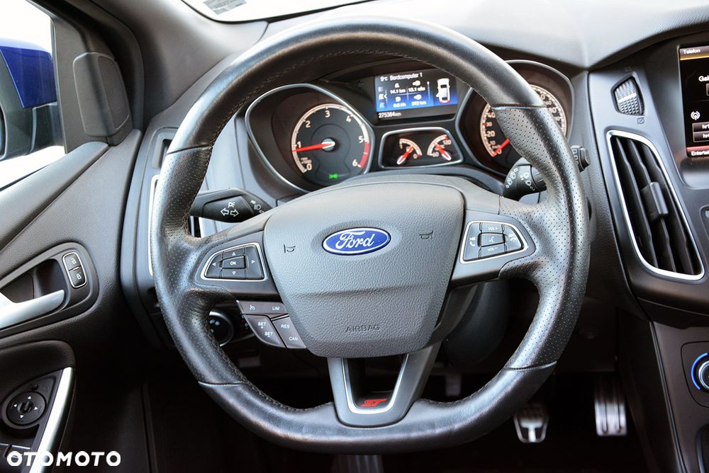 Ford Focus 2.0 TDCi ST - 39
