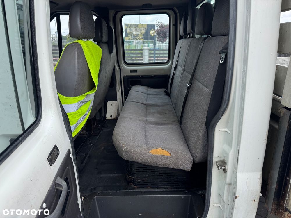 Ford Transit 2.4 - 9