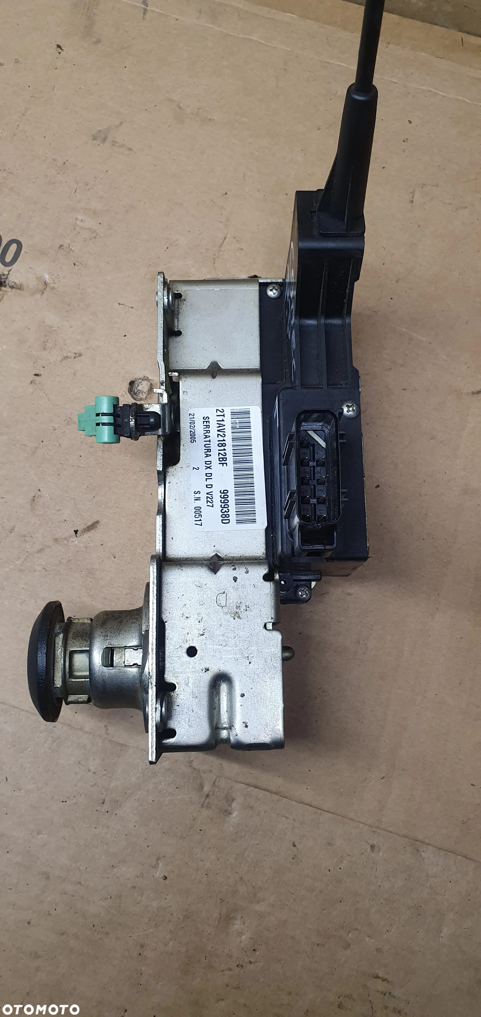 Zamek prawy przód przedni Ford Transit Connect 2T1AV21812BF - 4
