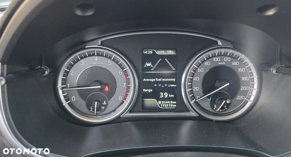 Suzuki Vitara 1.4 Boosterjet Premium 2WD - 18