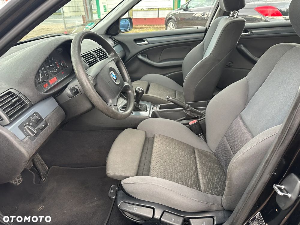BMW Seria 3 316i - 13