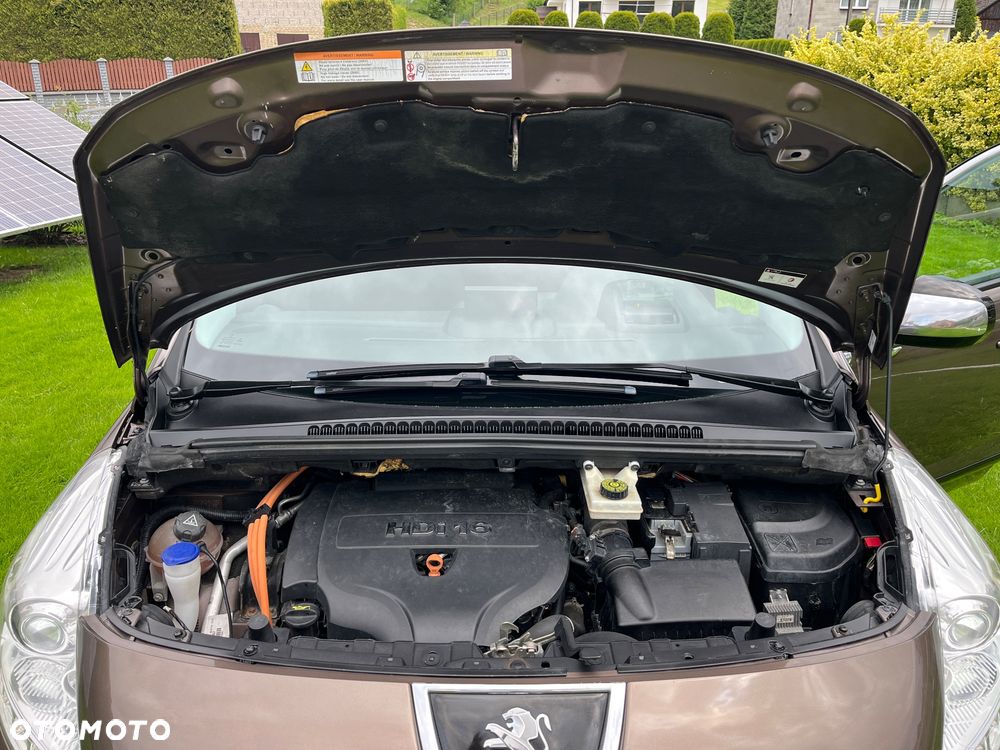 Peugeot 3008 Hybrid4 - 21