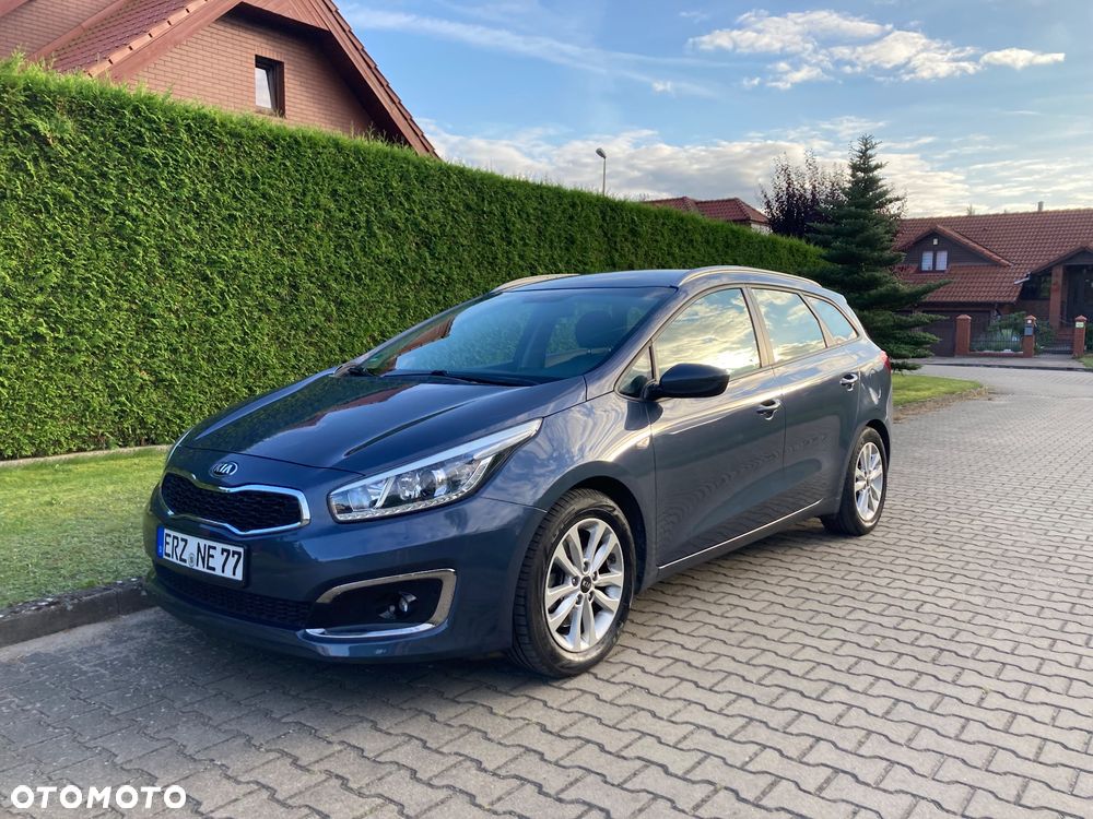 Kia Ceed 1.6 GDI L Business Line - 1