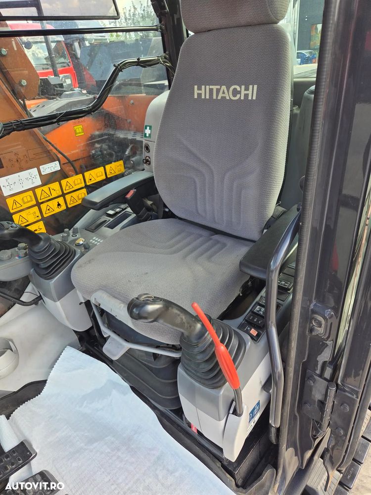 Hitachi ZX135US-6, 16t,2019, 3.736h, ROTIRE IN GABARIT, LAMA, 2 inst hidr pe brate, PADURI NOI, consum mediu 9,5l/h, Gresare automata, CUPLA RAPIDA +CUPE EXCARE+Cupa taluz, latime 2,5m, Camere spate si laterale, posibil leasing 3 ani, PROMOTIE 86.900 EUR+Tva - 24