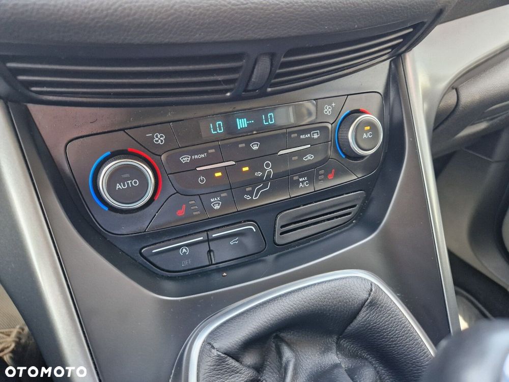 Ford Kuga - 19