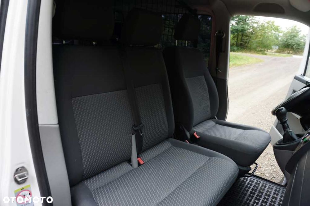 Volkswagen T5 - 12