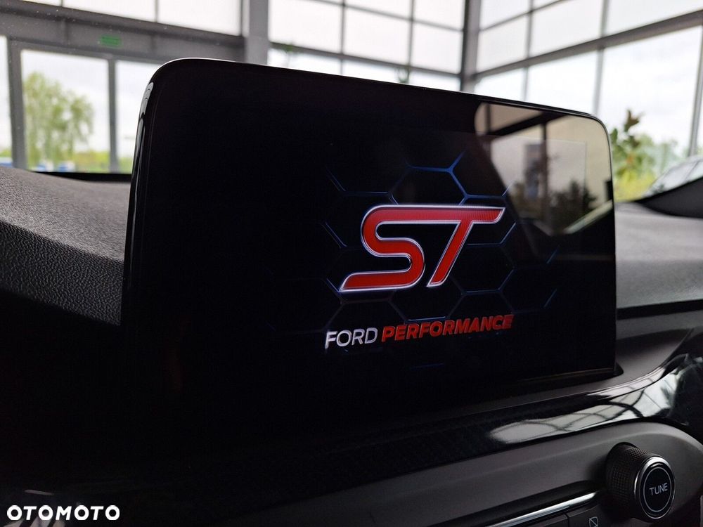 Ford Focus SW 1.5 EcoBoost ST-Line X - 33