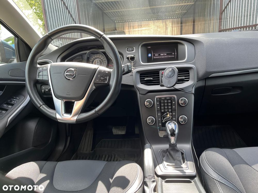 Volvo V40 - 8