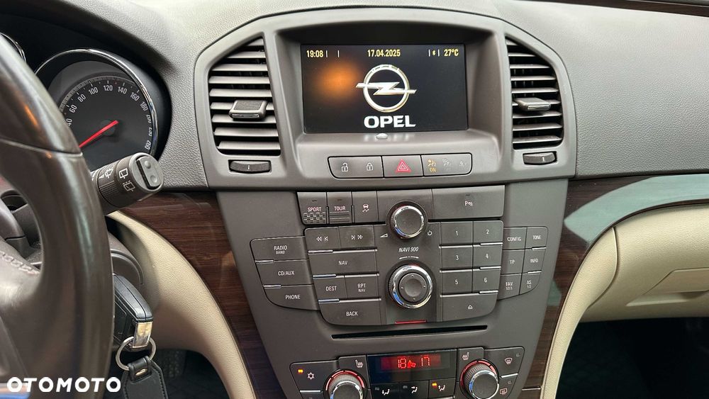 Opel Insignia 2.0 T Sport 4x4 - 16