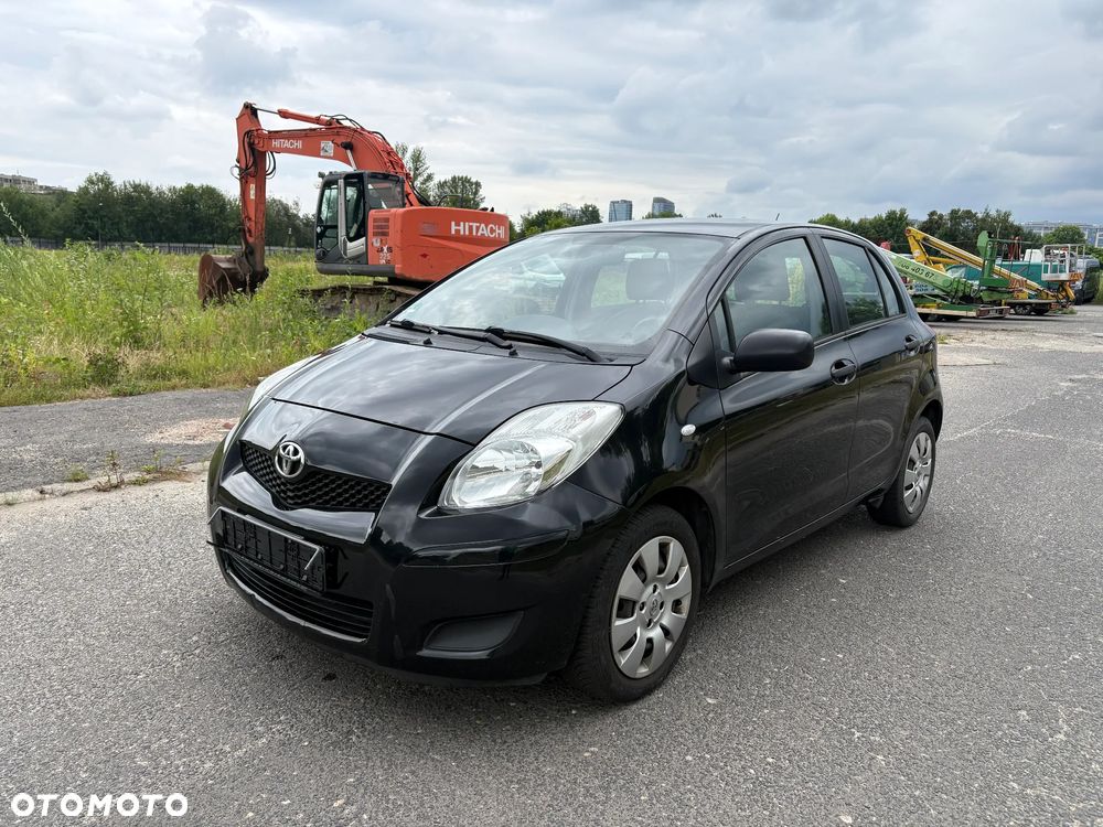 Toyota Yaris 1.33 2010 - 1