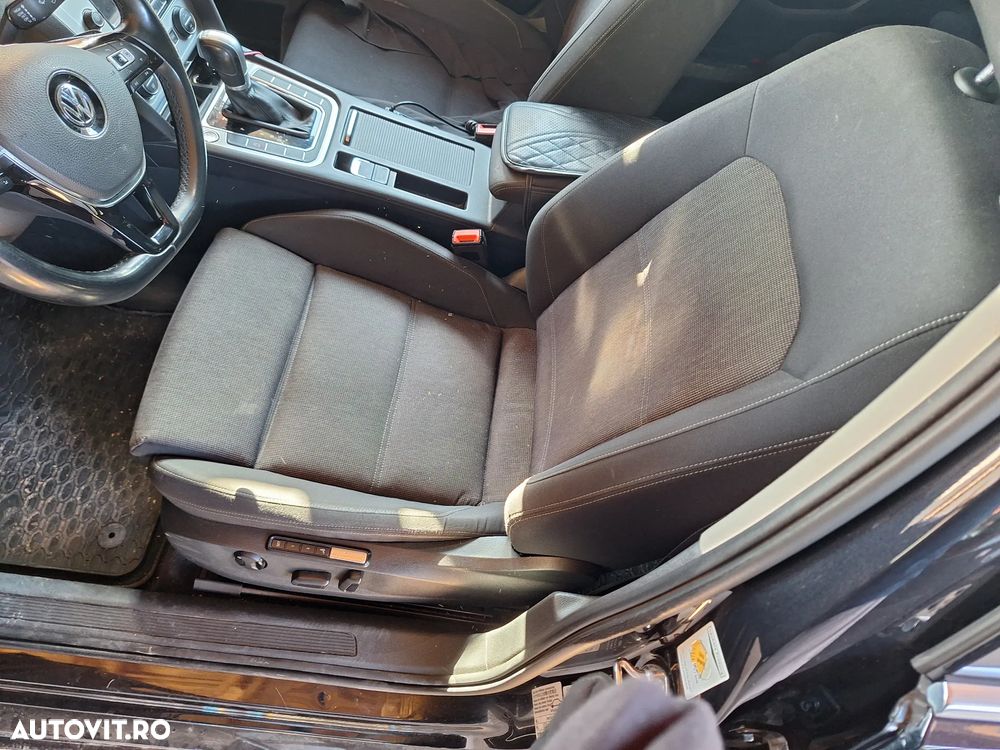 Volkswagen Passat 2.0 TDI DSG Highline - 8
