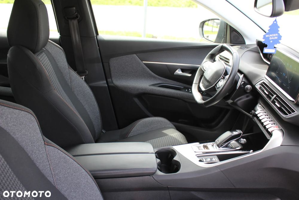 Peugeot 3008 1.5 BlueHDi Allure S&S EAT8 - 23