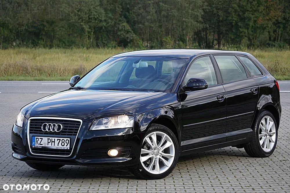 Audi A3 Sportback - 1
