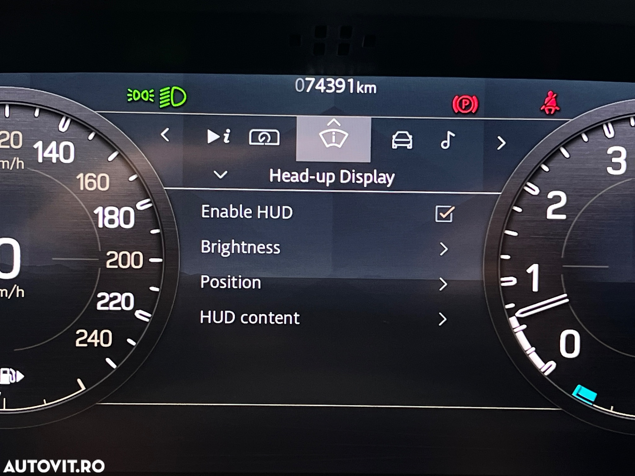 Land Rover Defender 110 3.0P 400 MHEV - 37
