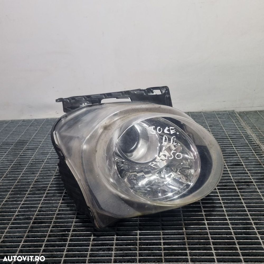 Far Dreapta Nissan Juke 2010 - 2014 SUV 4 Usi (1507) Fara xenon - 1