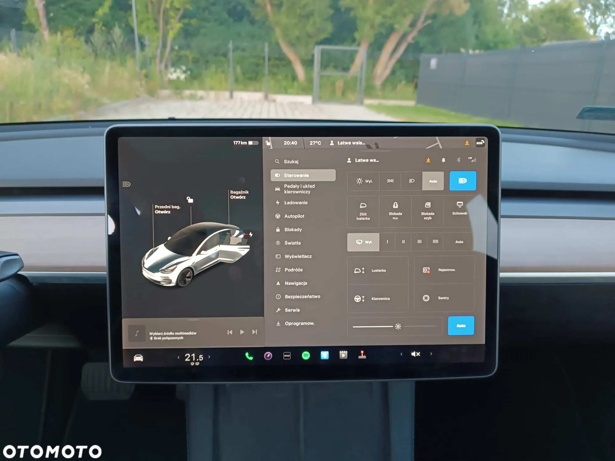 Tesla Model 3 - 22