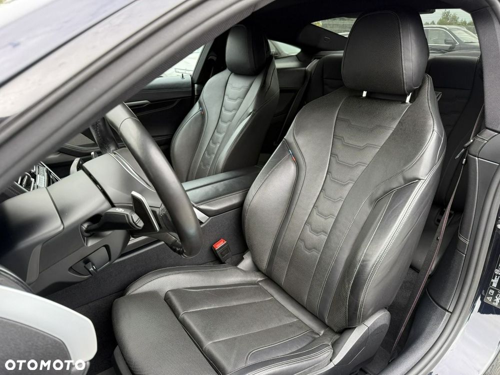 BMW Seria 8 840i xDrive - 21