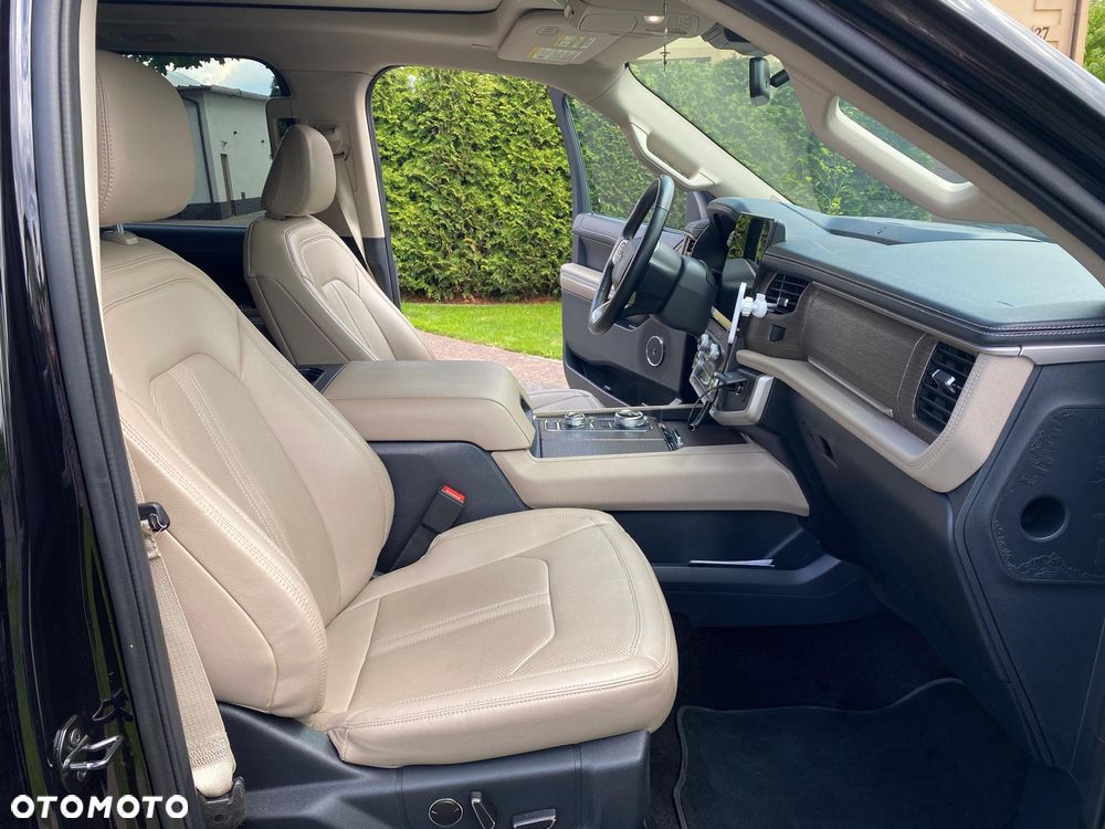 Ford Expedition - 14
