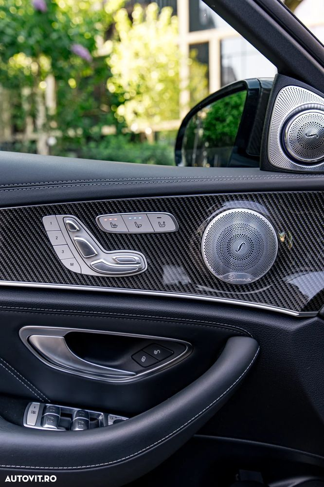 Mercedes-Benz E 63 AMG S 4MATIC Aut. - 40