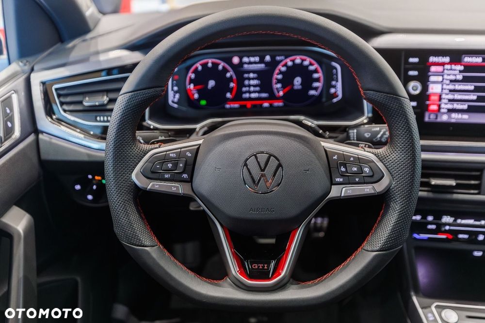 Volkswagen Polo - 28