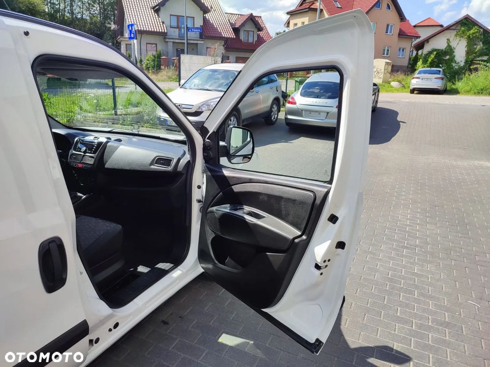 Opel COMBO VAN - 10