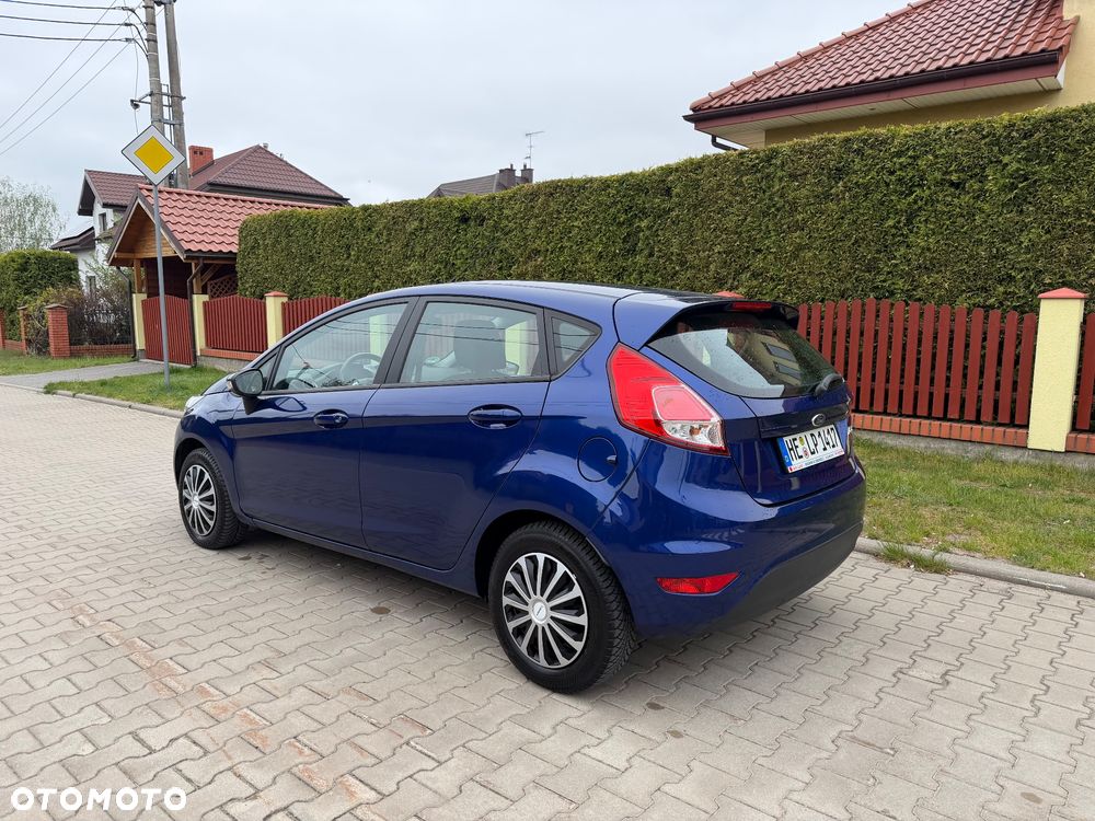 Ford Fiesta 1.25 Champions Edition - 4