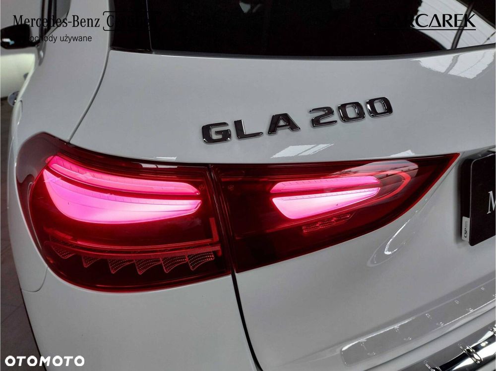 Mercedes-Benz GLA 200 Progressive - 9