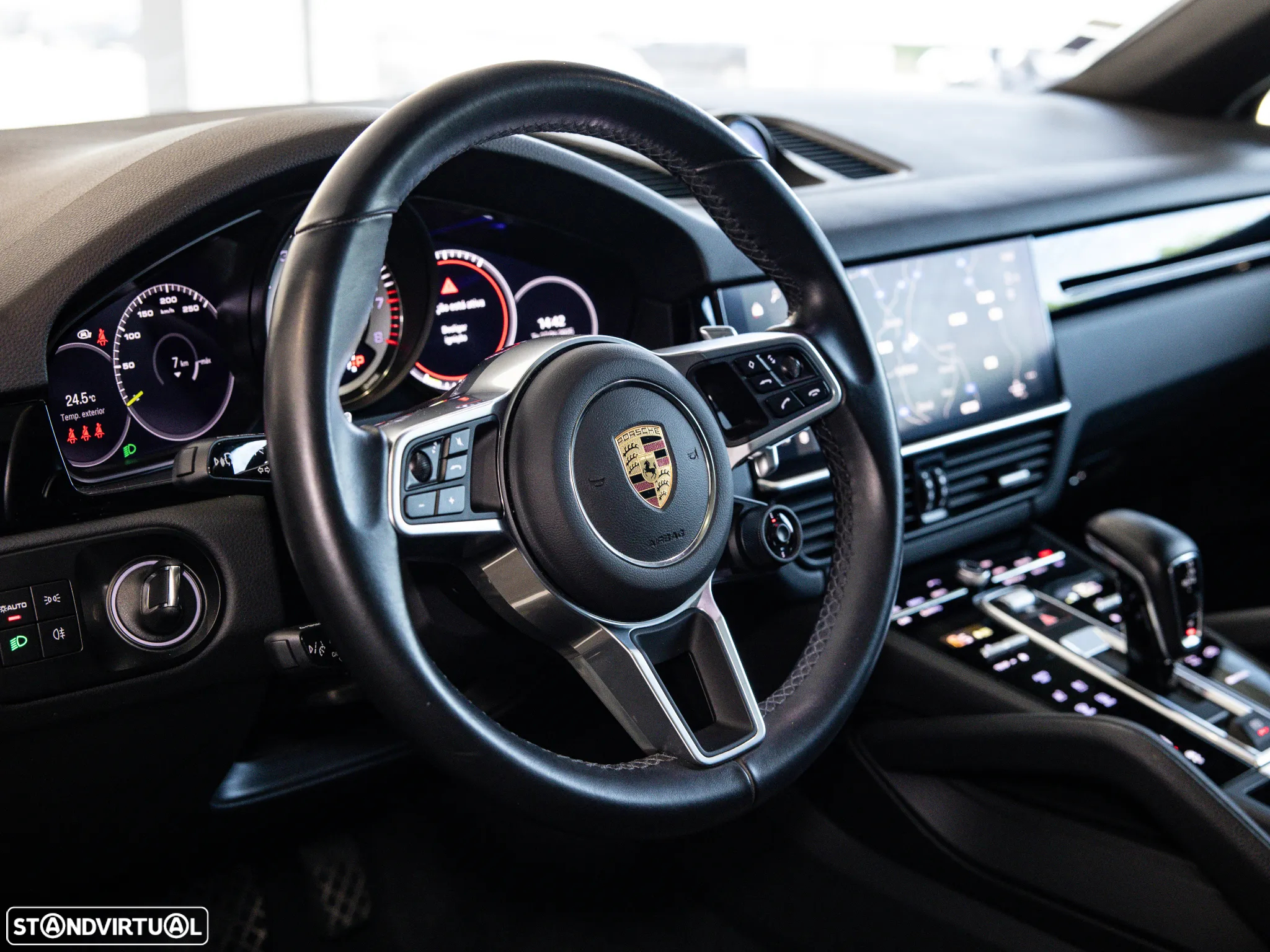 Porsche Cayenne Coupé E-Hybrid - 31