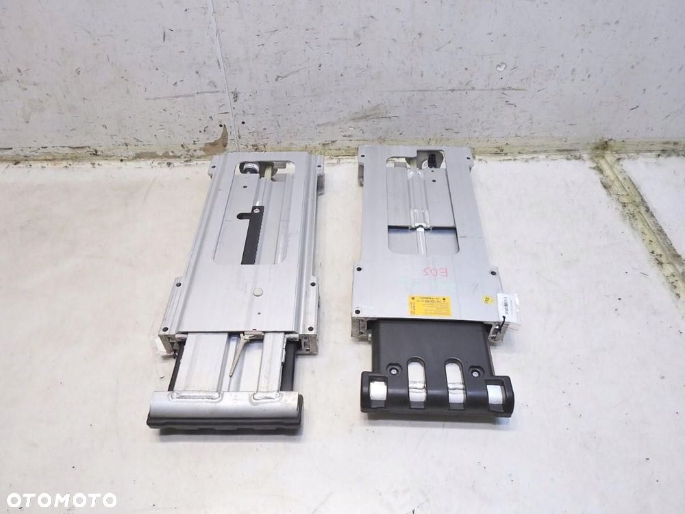 PAŁĄK KAPOTAŻOWY VW EOS 1Q0880077A - 8