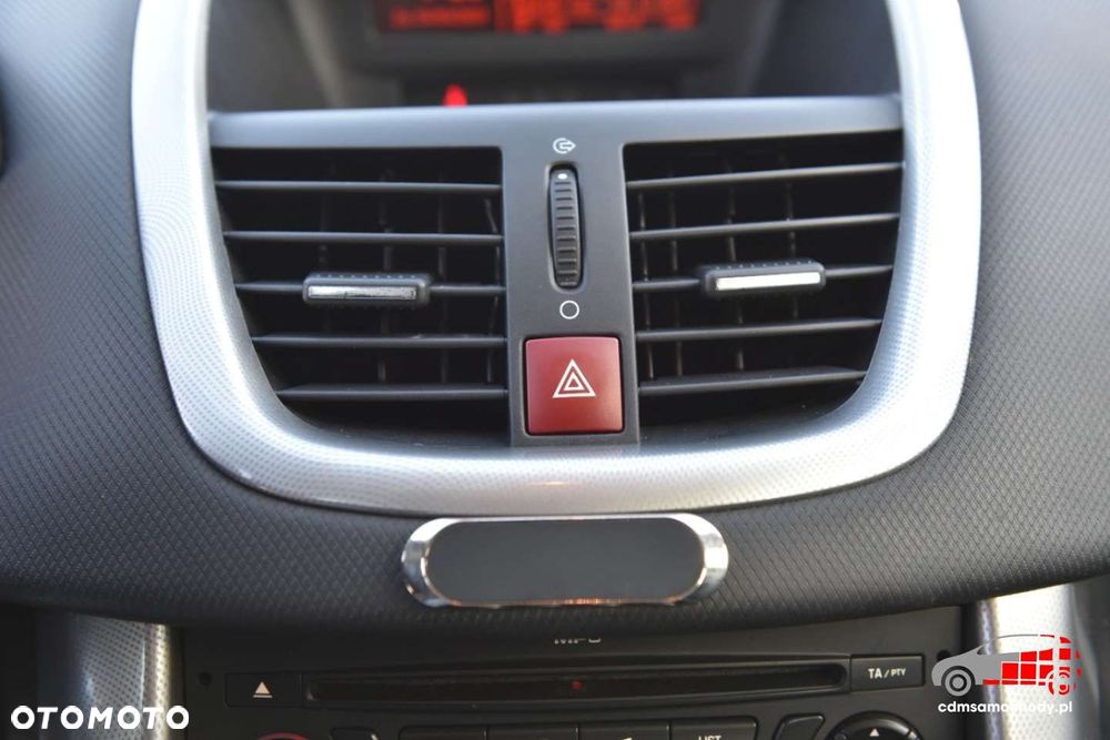 Peugeot 207 - 27