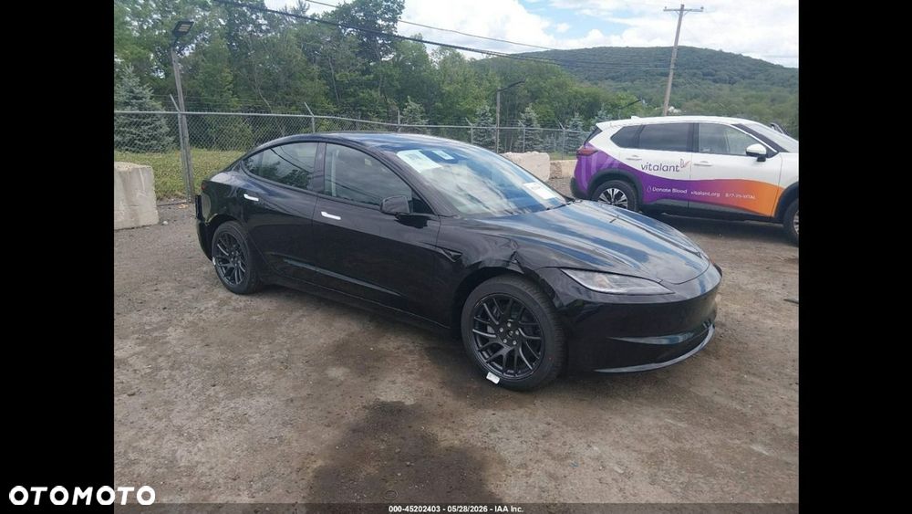 Tesla Model 3 Premium Langstreckenbatterie AWD Dual Motor - 1