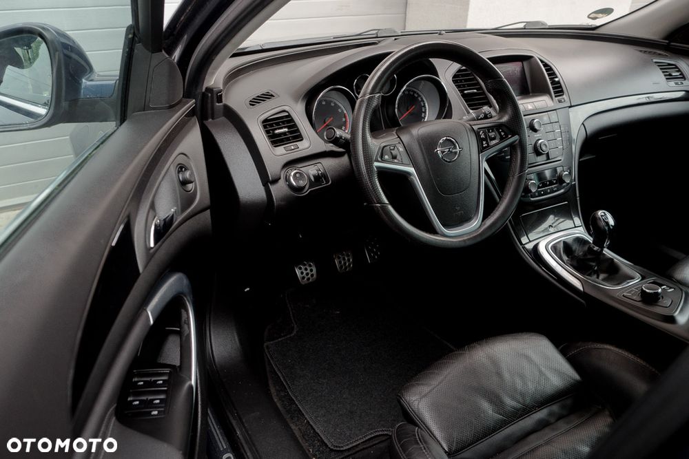 Opel Insignia 1.6 T Sport - 11