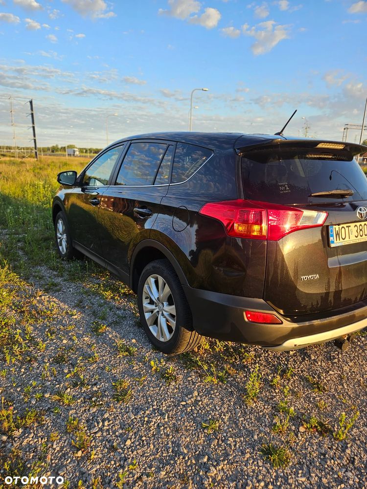 Toyota RAV4 2.2 D-4D Premium - 12