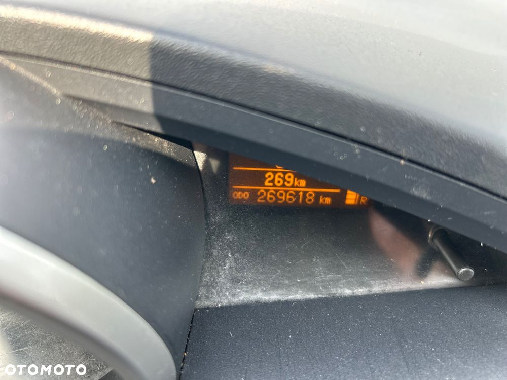 Toyota Verso 2.0 D-4D Sol plus 7os - 15