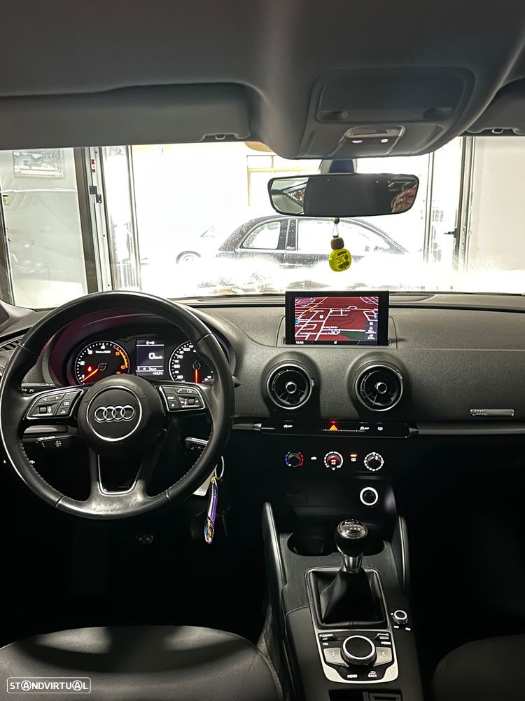 Audi A3 Limousine 1.6 TDI Design - 7