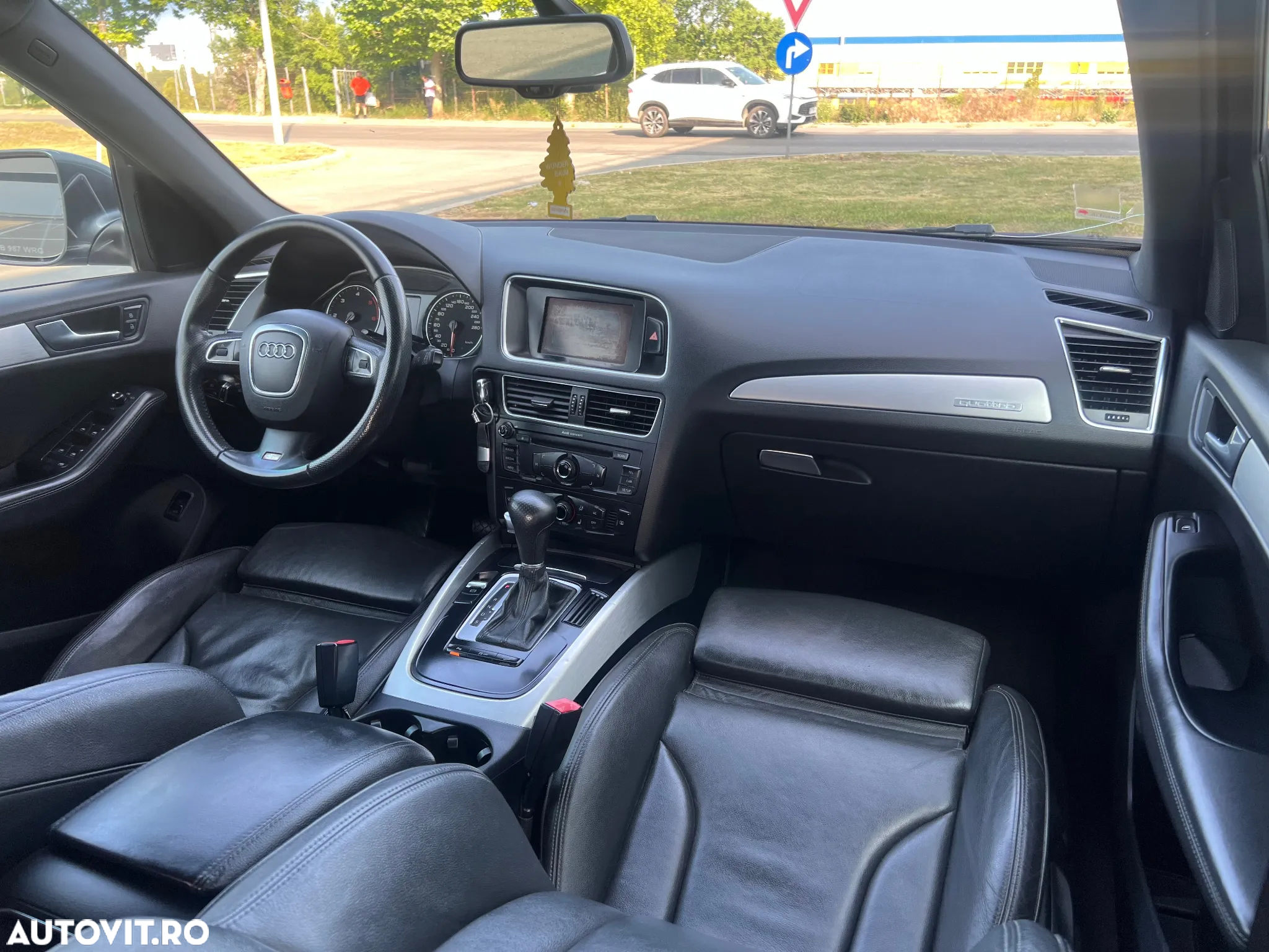 Audi Q5 2.0 TDI Quattro S-Tronic - 8