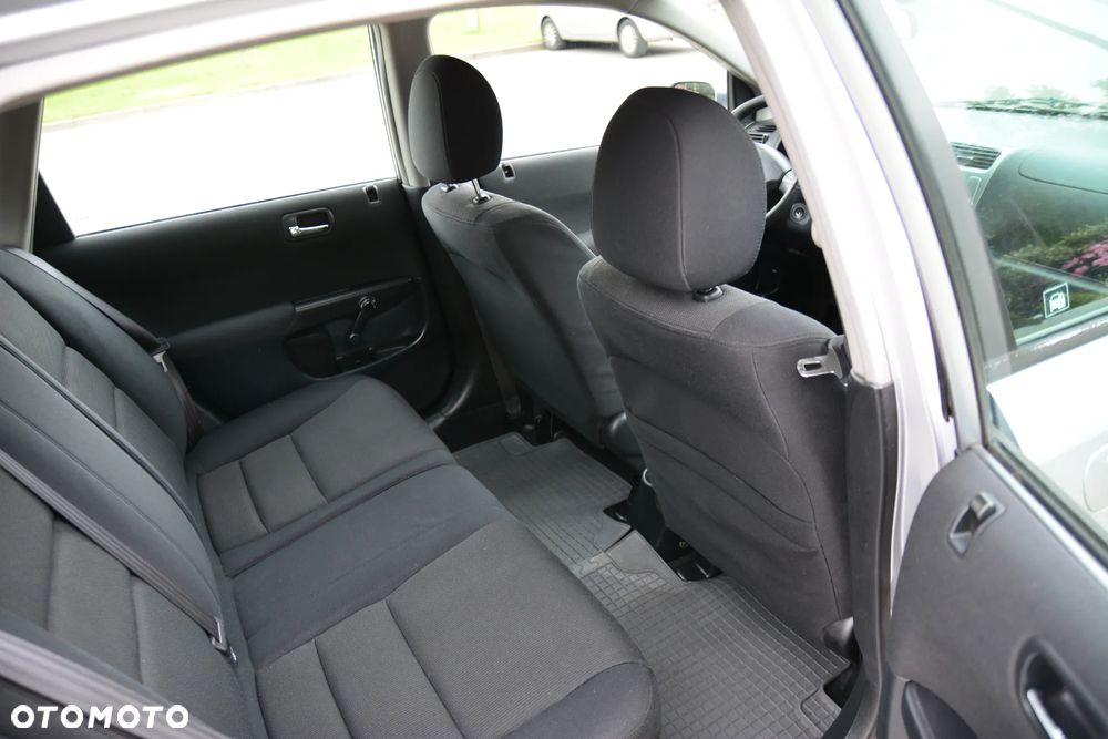 Honda Civic 1.4i - 16